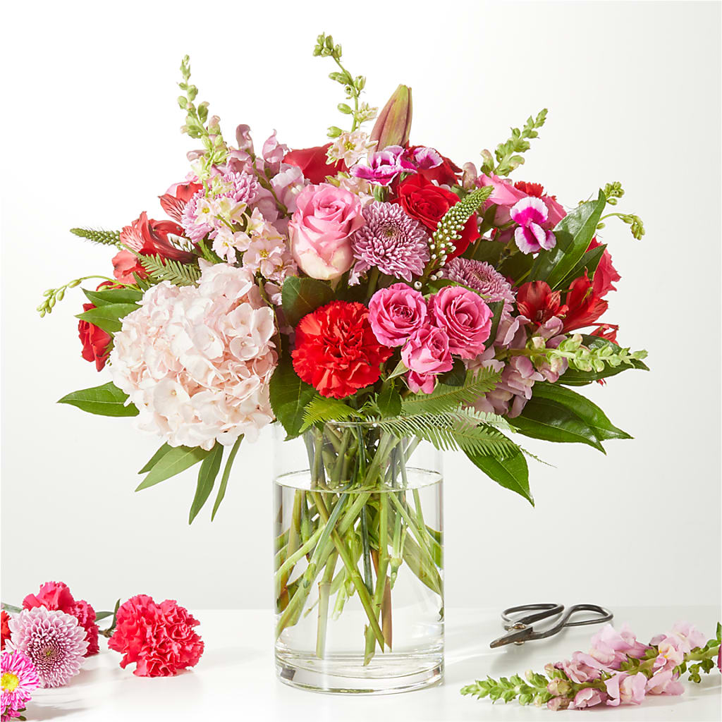 Swooning Over You - A Luxury Florist Original – Flower Garden Florist, Fort Worth TX