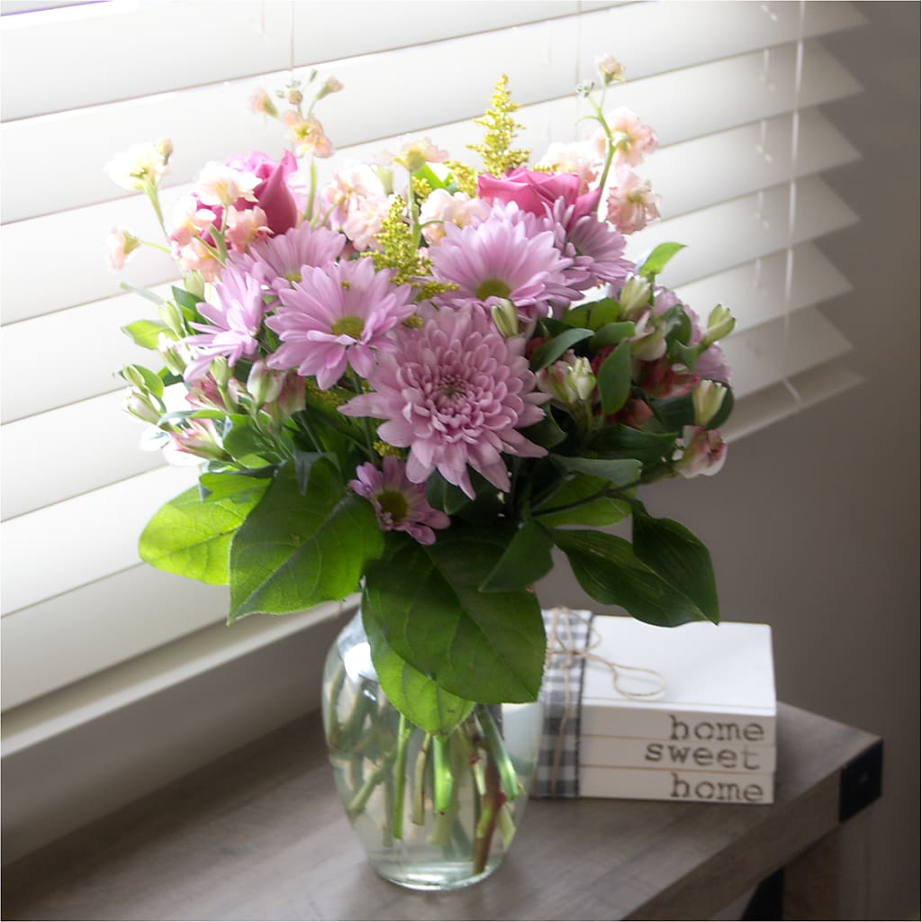 Pastel Tradition - A Florist Original – Flower Garden Florist, Fort Worth TX