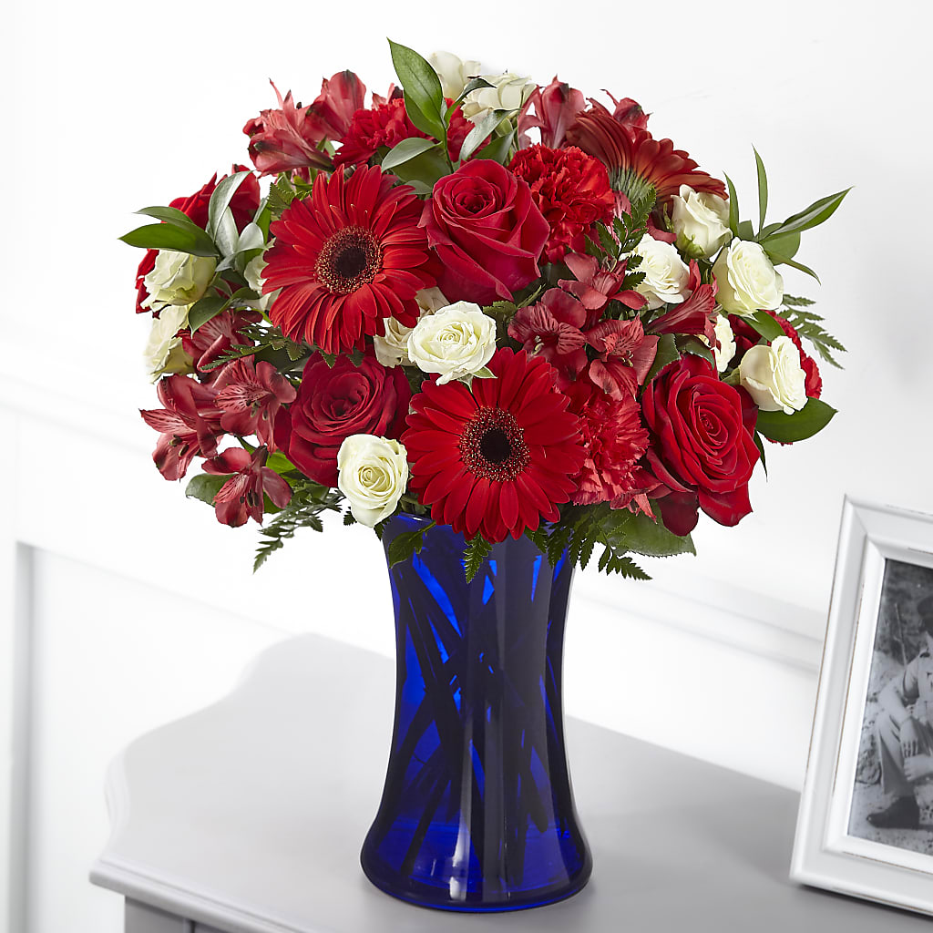 Hearts Embrace Bouquet – Flower Garden Florist, Fort Worth TX