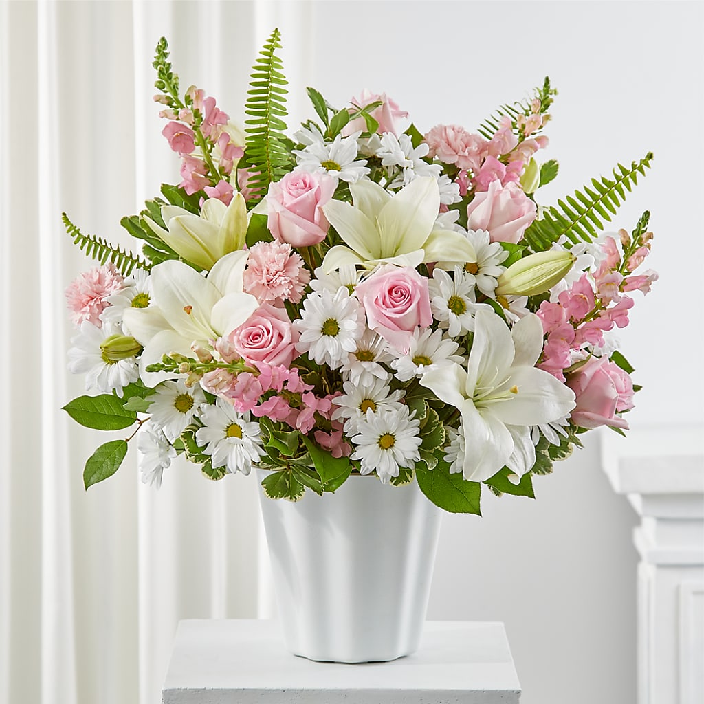 Soft Touch Tabletop Basket – Flower Garden Florist, Fort Worth TX