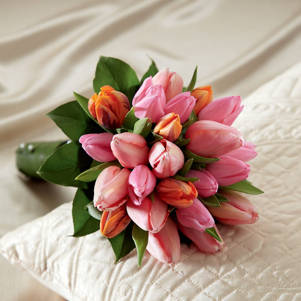 Embraceable Bouquet – Flower Garden Florist, Fort Worth TX