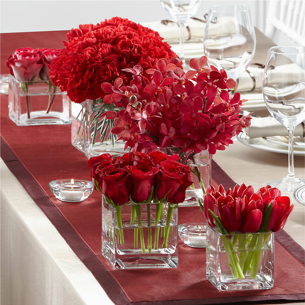 Modern Grace Centerpiece – Flower Garden Florist, Fort Worth TX