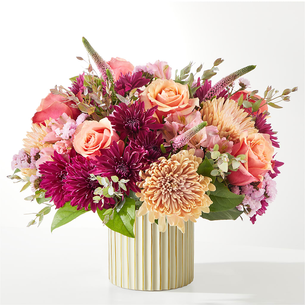 Berry Cobbler Bouquet with Ivory Vase –  Flower Garden Florist, Fort Worth TX