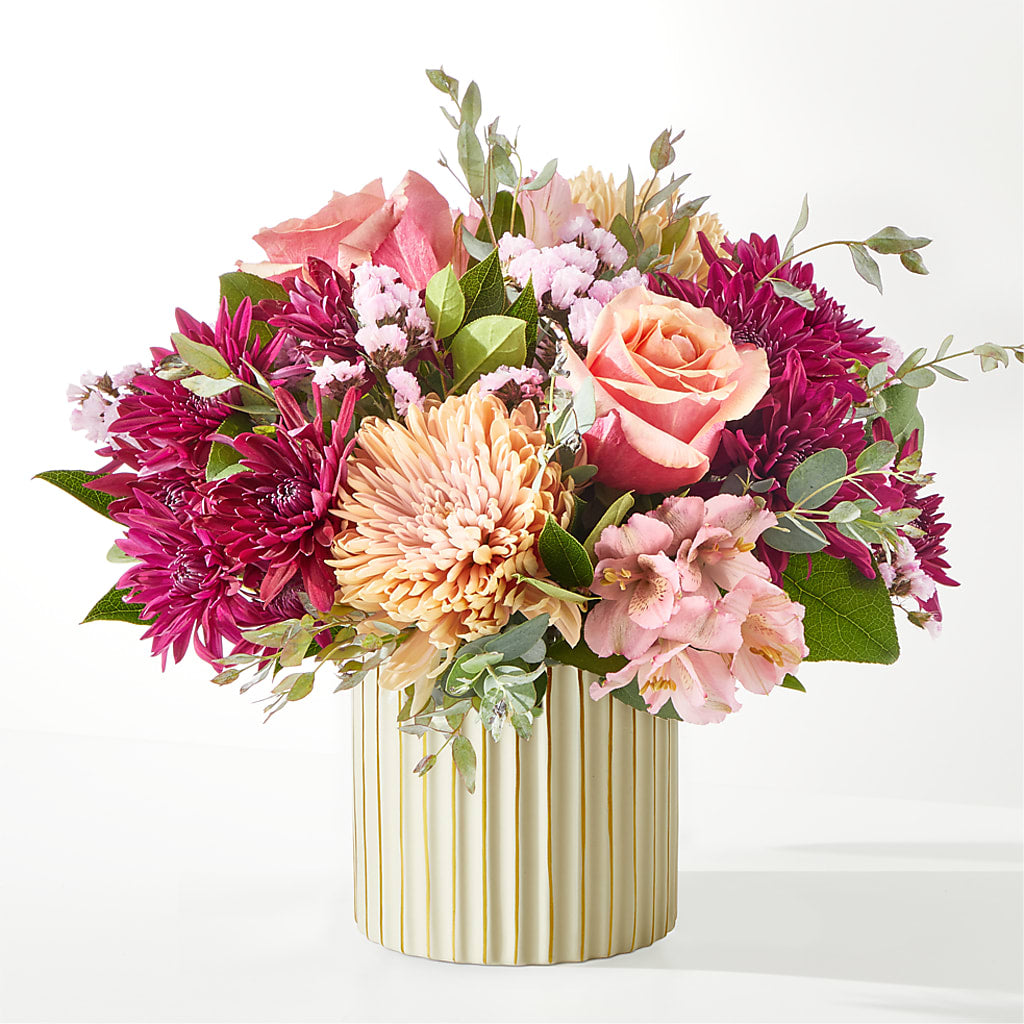Berry Cobbler Bouquet with Ivory Vase –  Flower Garden Florist, Fort Worth TX