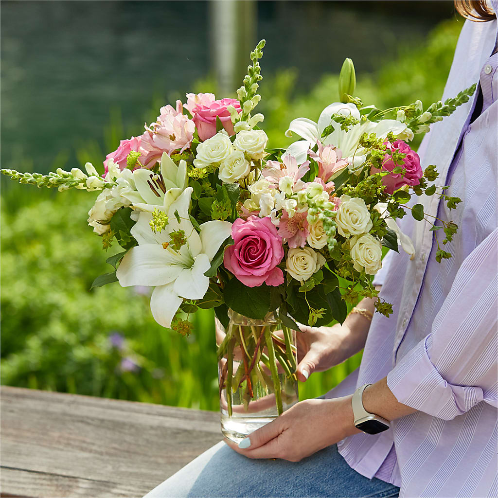 Fondly Bouquet –  Flower Garden Florist, Fort Worth TX