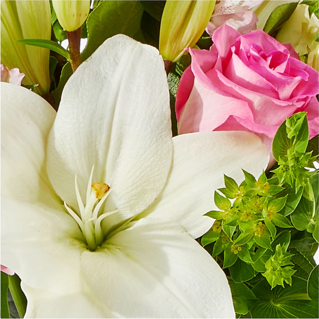 Fondly Bouquet –  Flower Garden Florist, Fort Worth TX
